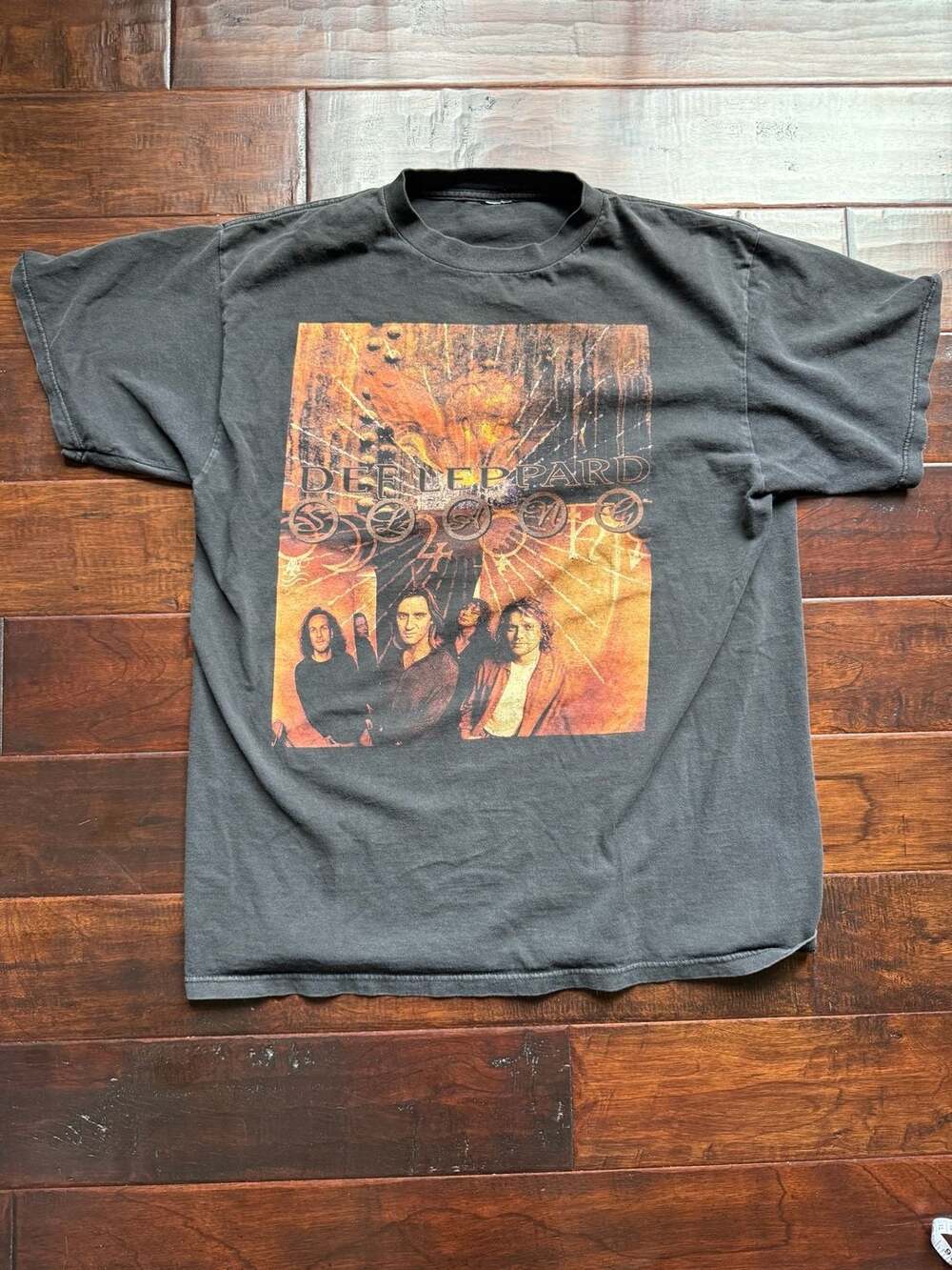 DEF LEPPARD SLANG VINTAGE CONCERT SHIRT ROCK BAND PHOTO FRONT BACK WINGS 1996